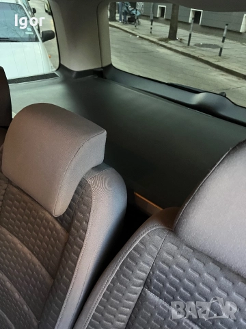 Volkswagen Touran 2008 г. • 1.9 TDI • DSG • 5 места, снимка 10 - Автомобили и джипове - 52891299