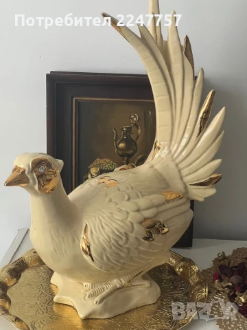 Огромен гълъб порцелан, снимка 2 - Антикварни и старинни предмети - 50913872