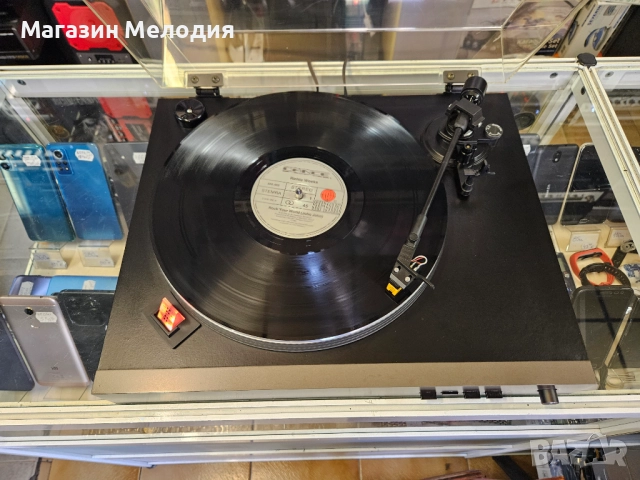 Грамофон Metz TX 4984 Direct Drive В отлично техническо и визуално състояние., снимка 2 - Грамофони - 52482275
