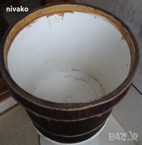 Продавам саксия, 25л, уникат, снимка 3 - Саксии и кашпи - 35609365