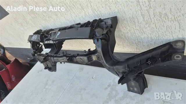 Скоба за преден панел Ford Transit Custom година 2021 2022 2023 2024 код LK218B041AA, LK21-8B041-AA, снимка 2 - Аксесоари и консумативи - 51273959