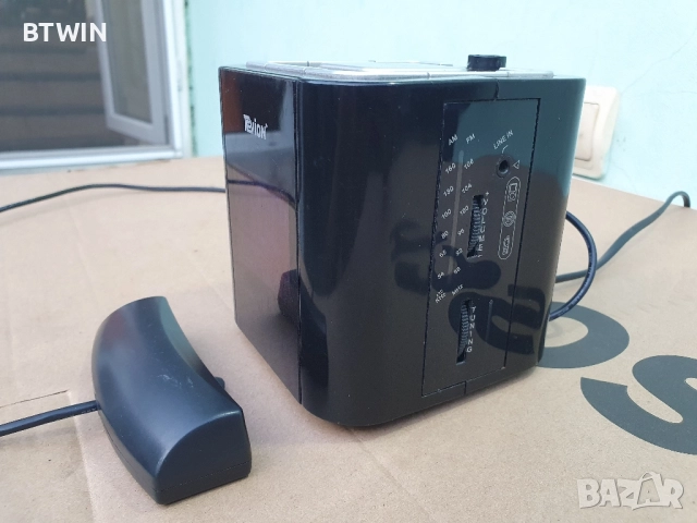 Проекционен Радиочасовник - Tevion с Радиосигнал и FM Радио ! 