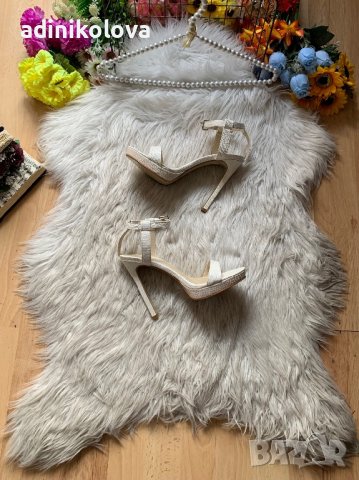 Нови кремави сандали на ток, снимка 1