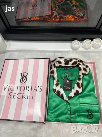 Сатенена пижама Victoria’s secret три цвята