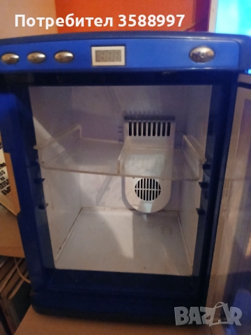 Мини бар, снимка 2 - Хладилници - 52527270