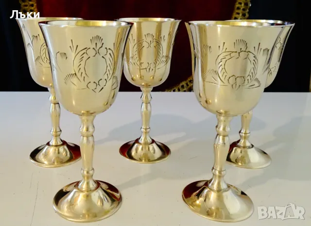 Английски бронзови чаши,барокови орнаменти. 