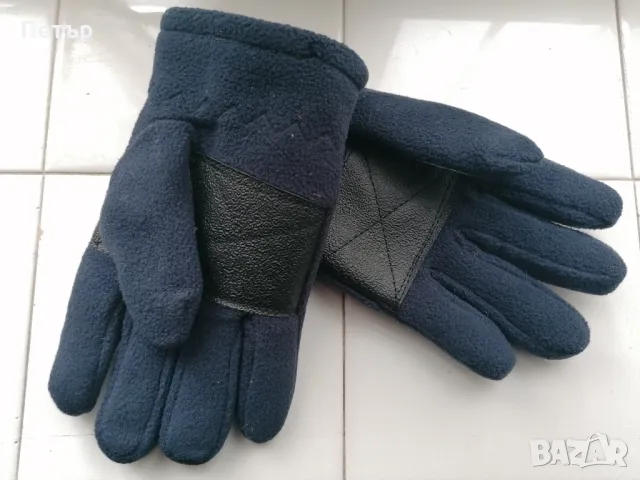 Продавам чисто нови сини дебели детски поларени ръкавици The North Face , снимка 5 - Детски якета и елеци - 48470100