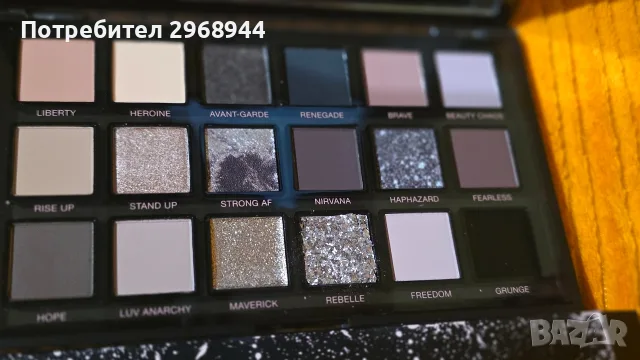 Huda Beauty Pretty Grunge Palette, снимка 9 - Декоративна козметика - 53210583