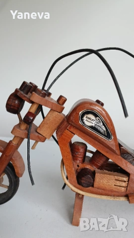 Harley-Davidson , дървен модел на ретро мотоциклет . Ръчна изработка, размер 30 см. , снимка 5 - Декорация за дома - 53011606