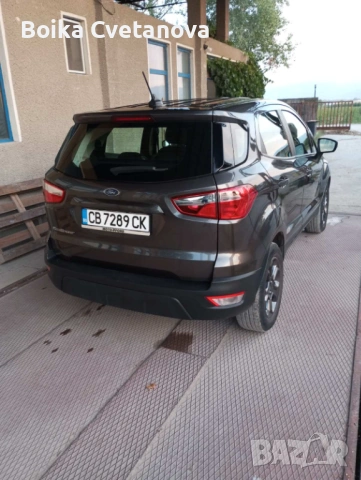 Перфектен автомобил Форд Екоспорт, снимка 2 - Автомобили и джипове - 54301418