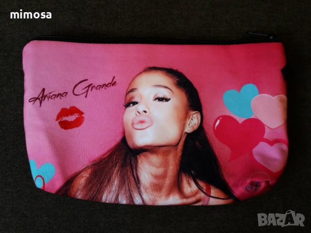 Големи несесери с различни принтове, снимка 11 - Портфейли, портмонета - 41167039