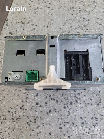 Оригинален радиокасетофон за Форд , снимка 2 - Радиокасетофони, транзистори - 51087232