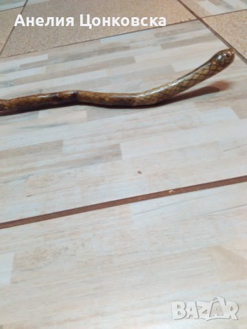 Сувенир змия от дърво, снимка 5 - Сувенири от дърво - 42643348