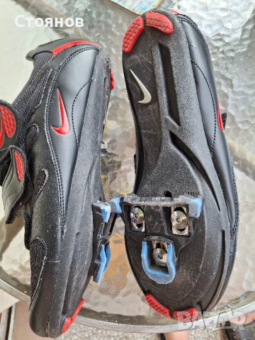 Обувки за шосейно колоездене Nike Ventoux 45 номер, с парчета, снимка 4 - Части за велосипеди - 50572721