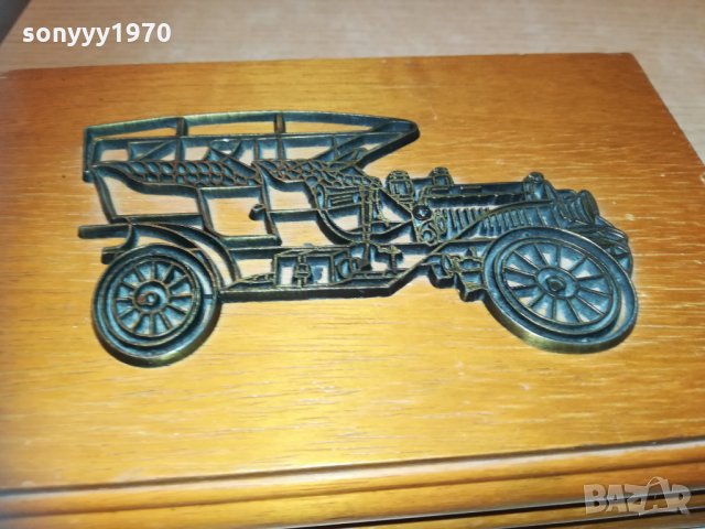 дървена кутия с метална кола-внос франция 19х12х5см, снимка 2 - Колекции - 30194463