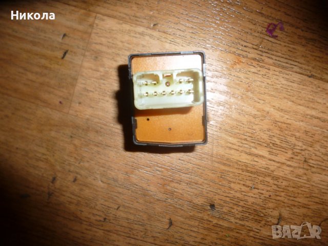 Електрически копчета за огледала Дайхатсу Териос , снимка 3 - Части - 36838226