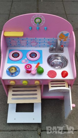 Детска дървена кухня. , снимка 3 - Играчки за стая - 40634772