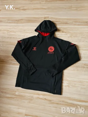 Оригинален мъжки суичър Hummel x Denmark National Football Team, снимка 2 - Суичъри - 48992664