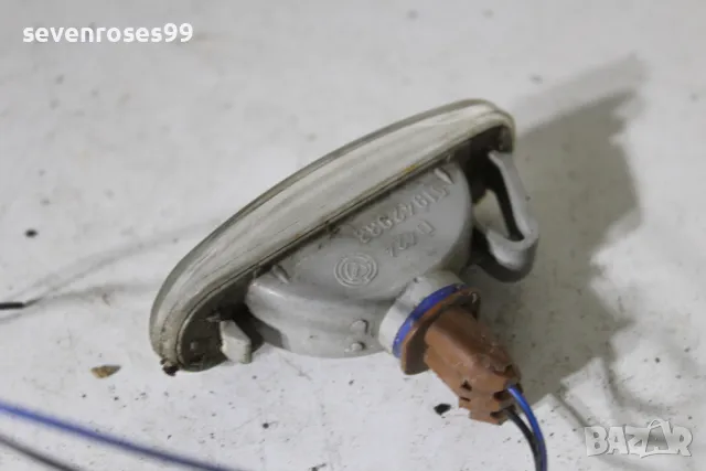 Мигач калник Фиат Панда 3 1.3D 2012-2022 Fiat Panda 3 51942933, снимка 2 - Части - 49795544