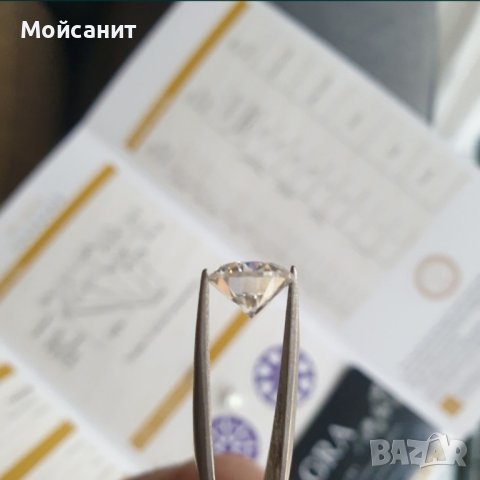 Диамант Мойсанит 05 карата 5мм, снимка 7 - Други - 40366824