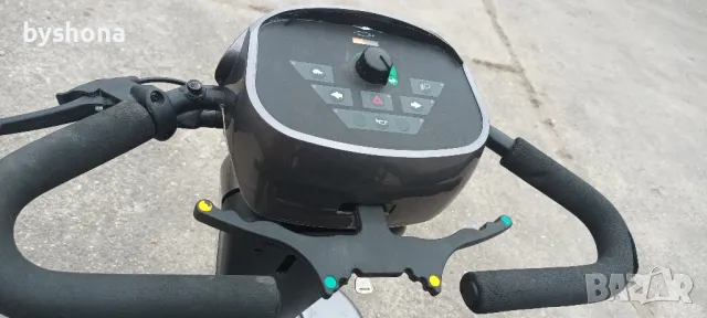 Електрически скутер за трудно подвижни хора или инвалиди , снимка 4 - Инвалидни скутери - 49572600