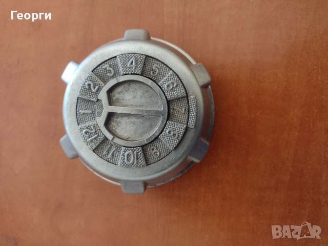 Капачка за резервоар, снимка 6 - Части - 51550968