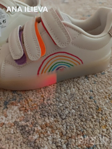 Нови светещи детски маратонки Next, други маратонки, р-р 27-29, снимка 3 - Детски маратонки - 53924914