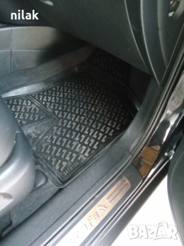 Продавам Хюндай Санта Фе 2,2 crdi  перфектен , снимка 9 - Автомобили и джипове - 39475789