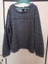 H&M блуза на фигурки с дълъг ръкав , снимка 1 - Блузи с дълъг ръкав и пуловери - 42258423