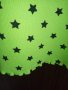 неоново зелен памучен потник с дантела на звезди