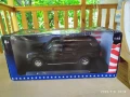 1 : 18 Метален модел на Cadillac Escalade ESV 2003, Ricko, снимка 2