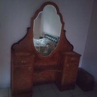 Старинна тоалетка с огледало, снимка 5 - Антикварни и старинни предмети - 42060953