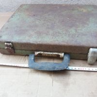 стара метална кутия , снимка 12 - Антикварни и старинни предмети - 31758830