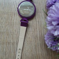 Часовник с кристали и каишка от естествена кожа в лилаво , снимка 2 - Дамски - 29643956