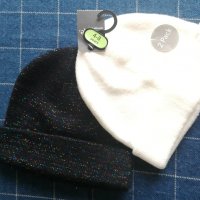 Комплект зимни шапки за момиче George, снимка 1 - Шапки, шалове и ръкавици - 31495962