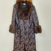 Елегантно дълго дамско палто марка Minus , снимка 2 - Палта, манта - 37888692