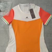 Дамска спортна блуза , снимка 1 - Тениски - 29651374