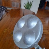 Стар алуминиев тиган за яйца #2, снимка 4 - Антикварни и старинни предмети - 39270624