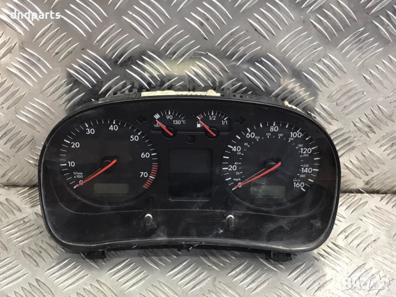 Километраж VW Golf 4,1.6i,1999г., снимка 1