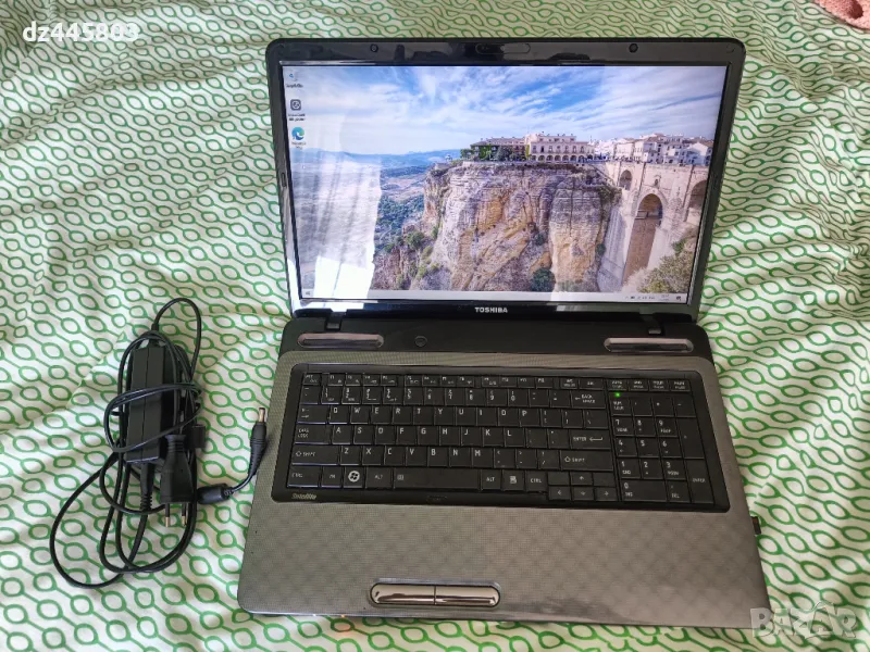 Toshiba satelite L775D 17", снимка 1