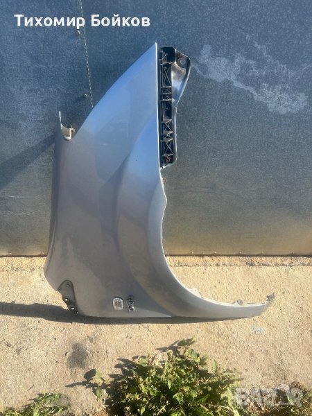 Десен калник за Тойота Корола версо 07г, снимка 1