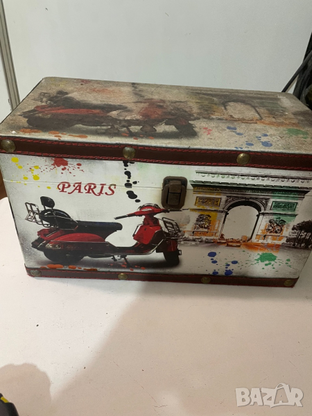 Голяма кутия за колекция , снимка 1