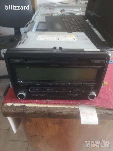WV BLAUPUNKT RADIO CD, снимка 1