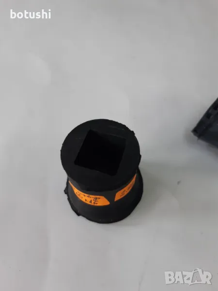 Тампон с квадратен отвор 16х16, снимка 1