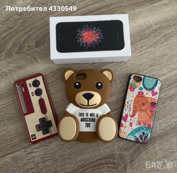 Iphone SE + кейсове, снимка 1