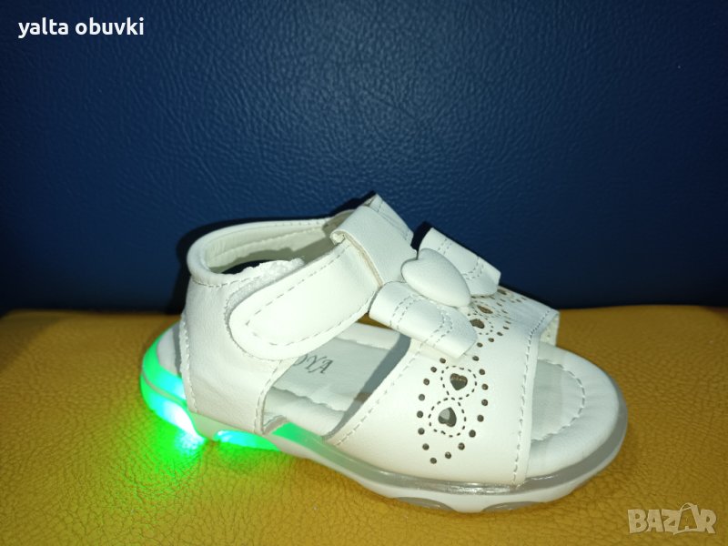 Детски светещи сандали Панделка, снимка 1
