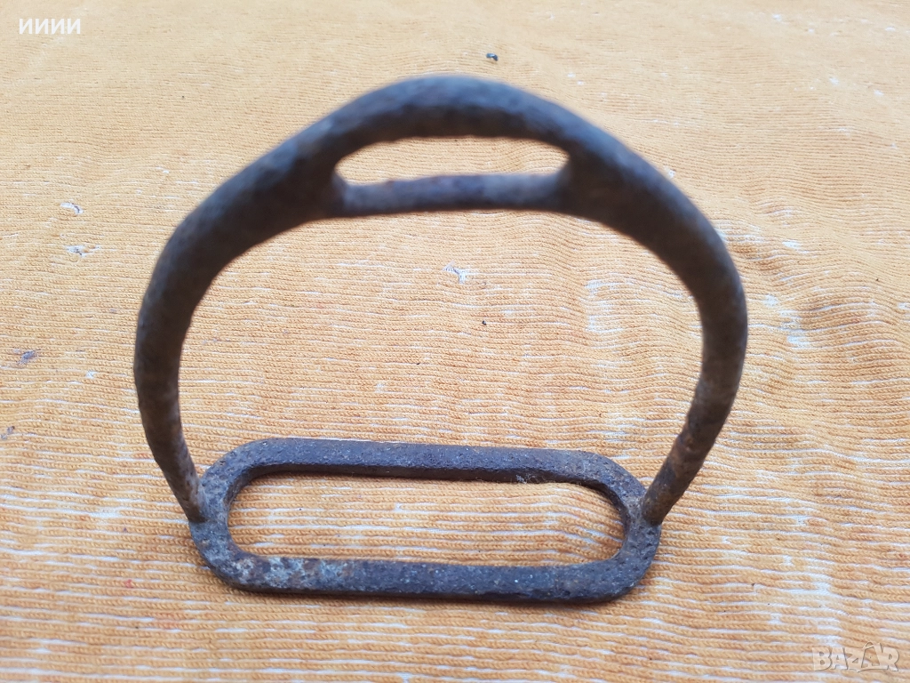 Ковано стреме за седло, снимка 1