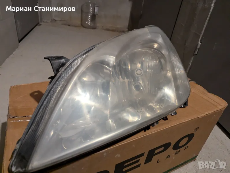 Toyota Corolla Хечбек E12 2001-2004 Ляв Фар, снимка 1