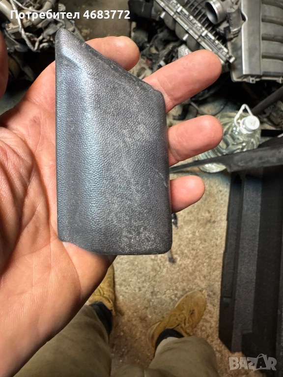 Лайсна преден десен калник Фолксваген Голф Vw Golf 3 само за 10лв. 1h0853518, снимка 1