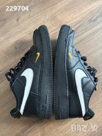 Дамски маратонки Nike Air Force 1, снимка 4 - Маратонки - 56245659